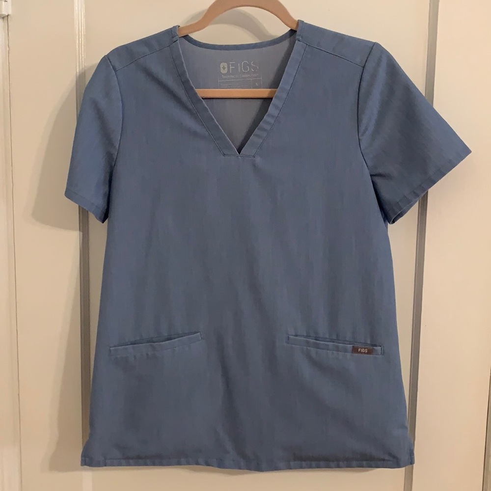 FIGS WOmen’s- Casma Scrub Top Size Small
